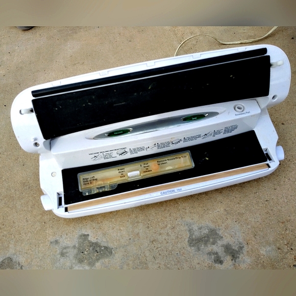 Rival Seal-a-meal machine - Picture 2 of 2